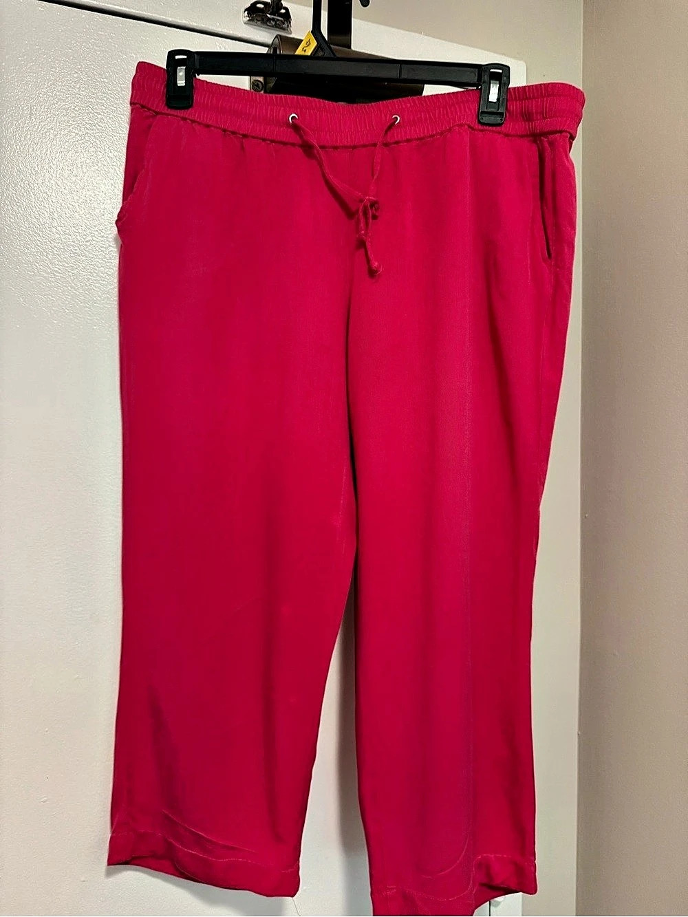 Pink Capri Pants - Picture 2 of 3